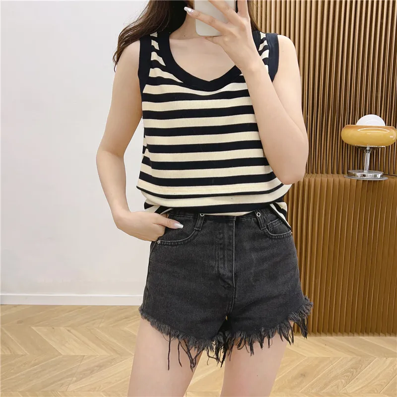 Wide Striped Nursing vest Summer Pregnant Women Clothes Women's Breastfeeding Tank Top For Nursing Mothers 2302