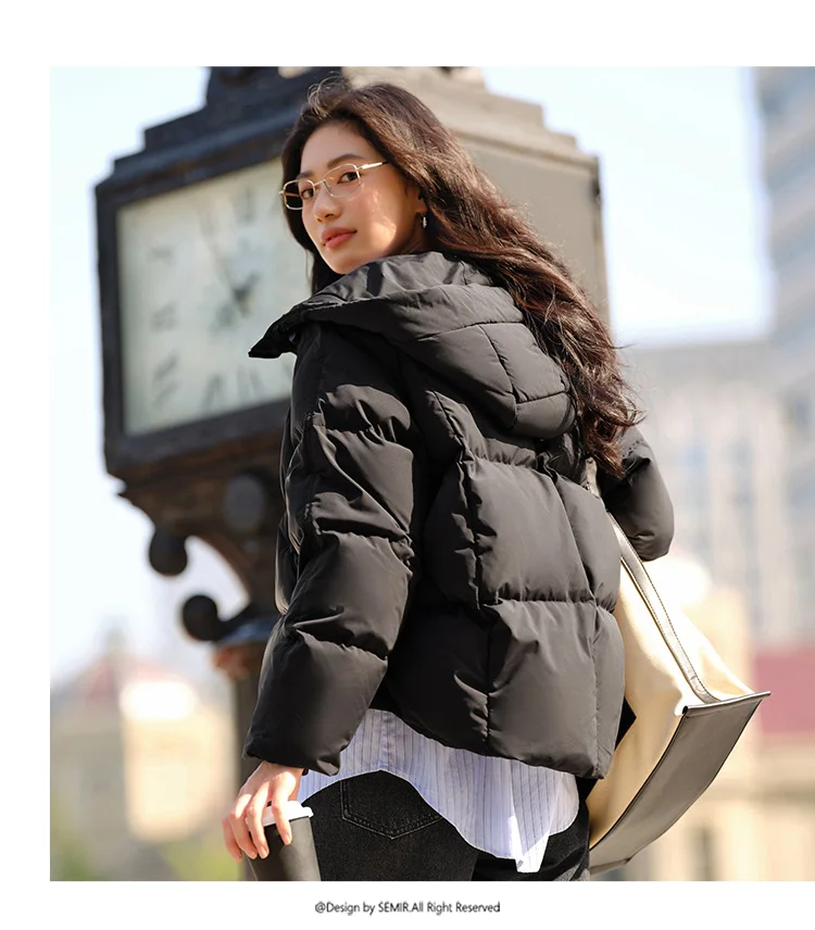 Down Jacket Women Loose Hooded New Winter Waterproof and Windproof Outerwear