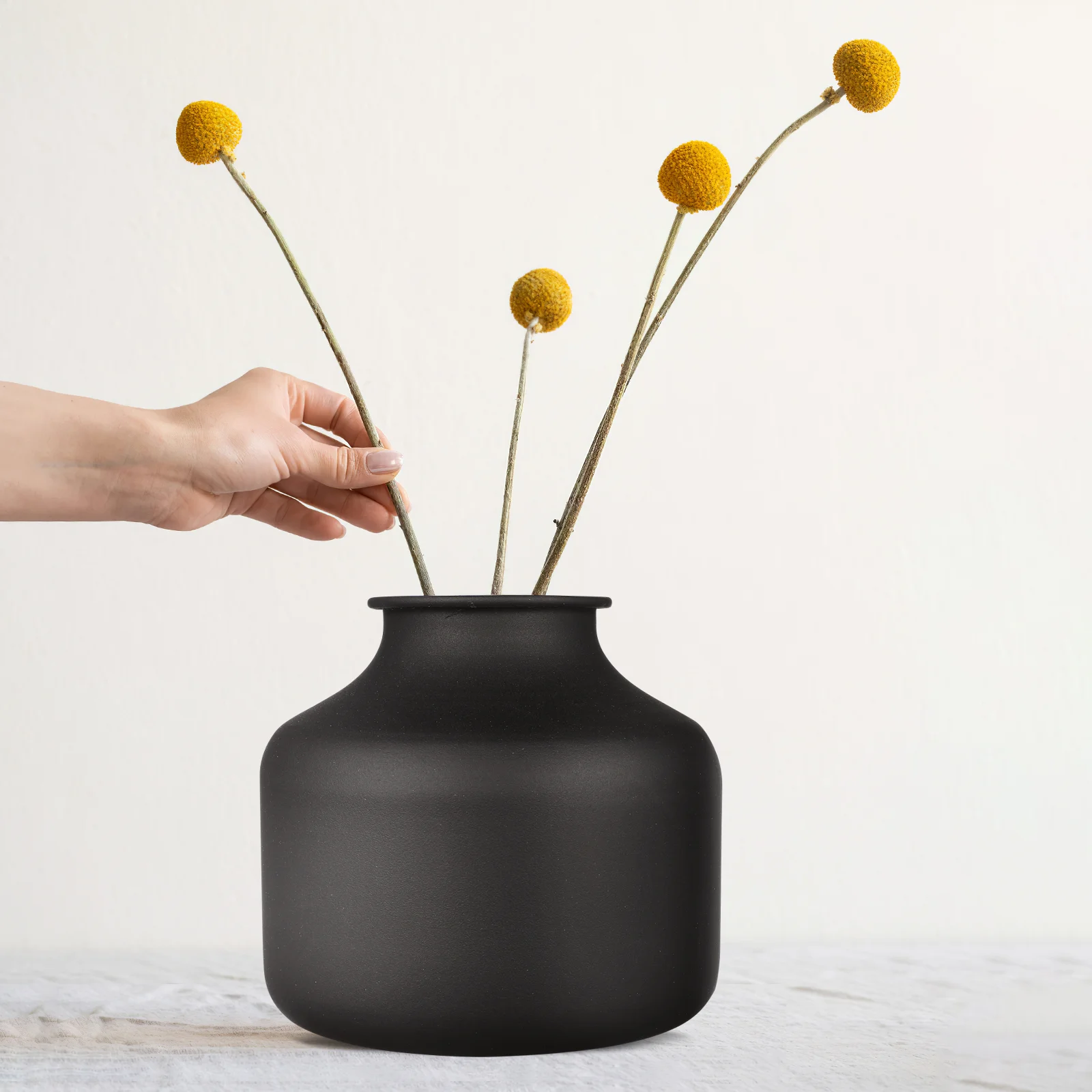 Modern Iron Flower Vase Matte Black Vase Home Decor Large Black Vase Metal Flower Pot Office Plant Holder Bouquet Vase 4