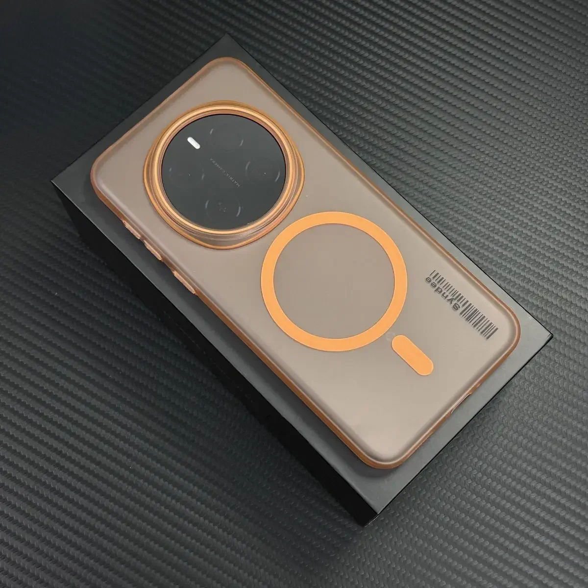 Transparent Magnetic Wireless Charging Protective Case with Hard Back Cover