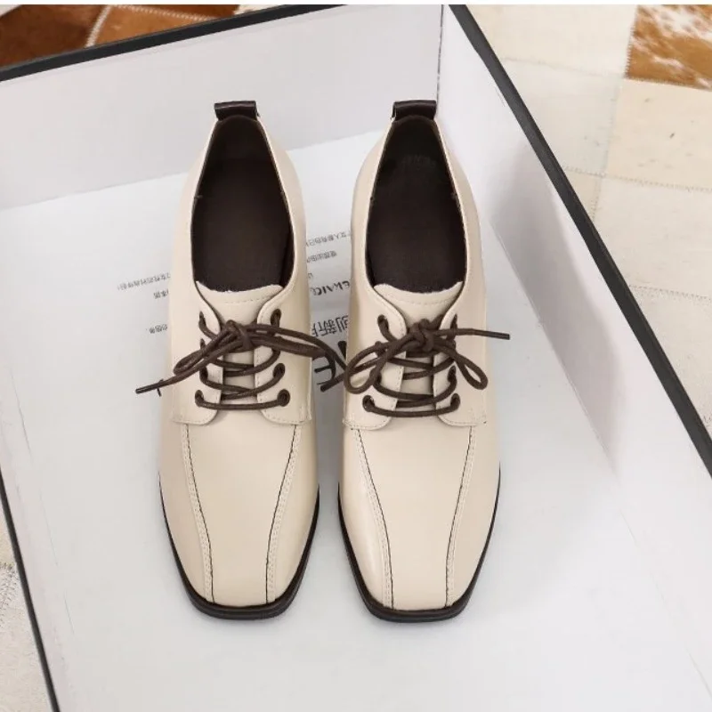 

Женские кожаные туфли на высоком каблуке, универсальные туфли на толстом каблуке, с квадратным носком, повседневная обувь на высоком каблуке, новинка 2024