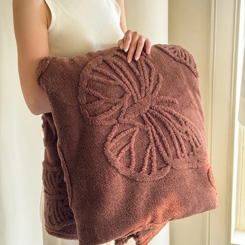 Coral Fleece Fabric Autumn Blanket with Exquisite 3D Butterflys Soft Comfortable Warm Winter Sofa Blankets Four Seasons Blanket