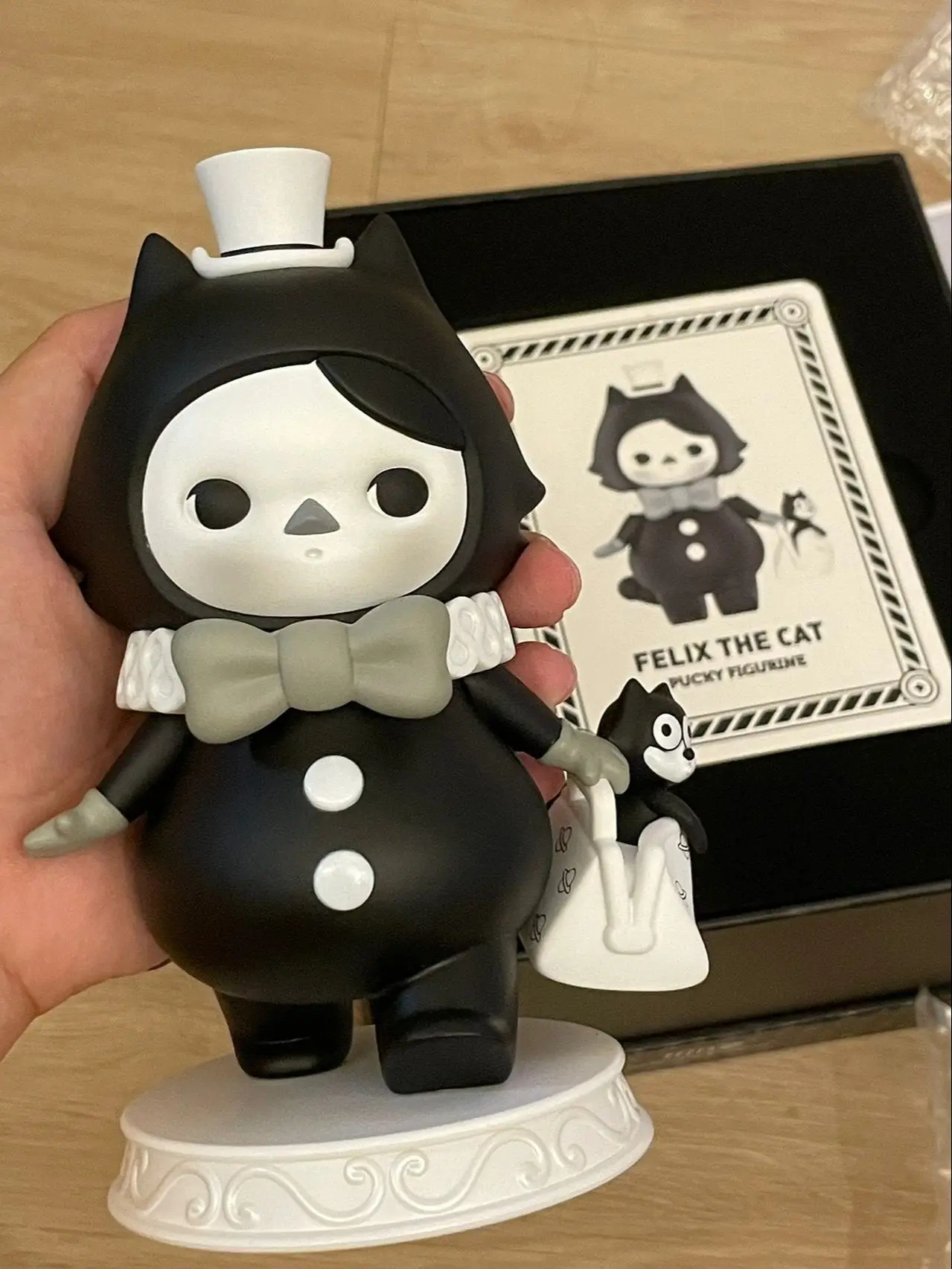 FELIX THE CAT×PUCKY ビッグサイズ　フィギュアpopmart PUCKY Felix The Cat Figure Limited edition – TOYSEZ