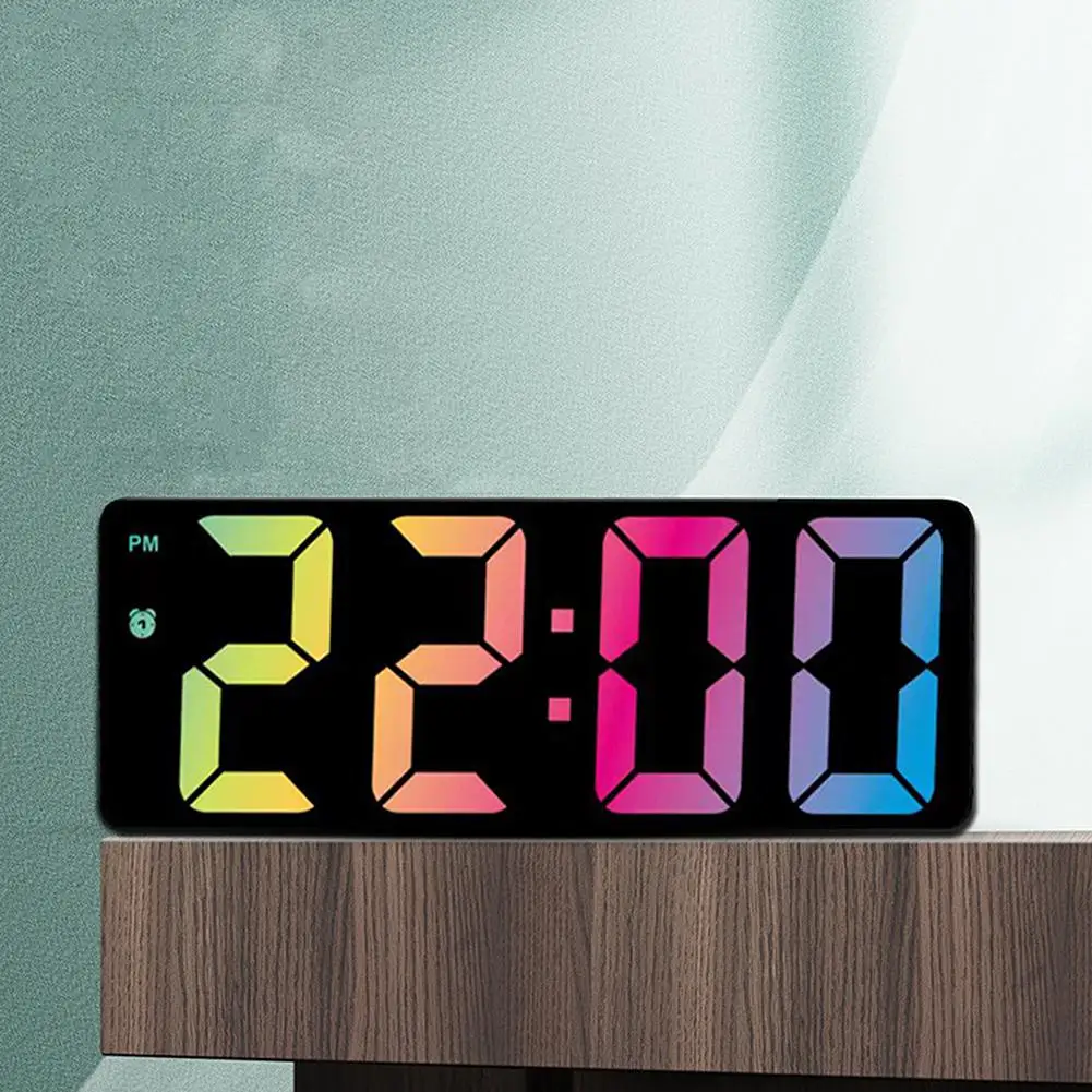 LED 디지털 다채로운 화면 알람 시계, 12/24 시간 밝기 조절 가능, 책상 전자 시계, 홈 침실 사무실 장식