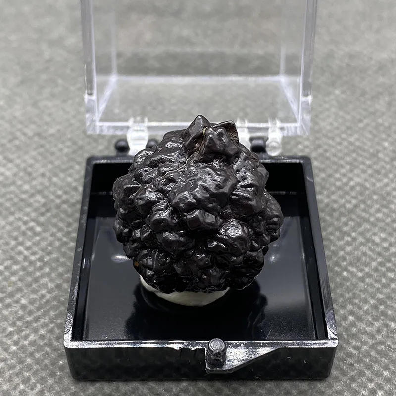 100% Natural rare Egypt Limonite mineral specimen stones and crystals healing crystals quartz gemstones +box size:35*35*35mm