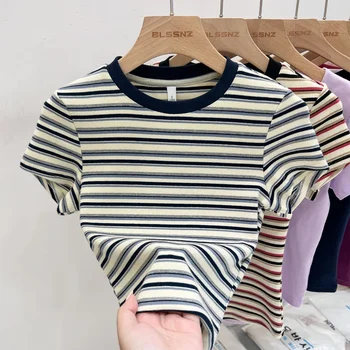 AOSSVIAO 2025 سليم صالح تي شيرتات قصيرة الاكمام المرأة موضة الكورية نمط س الرقبة كتلة اللون مخطط علوي الصيف مثير القمم