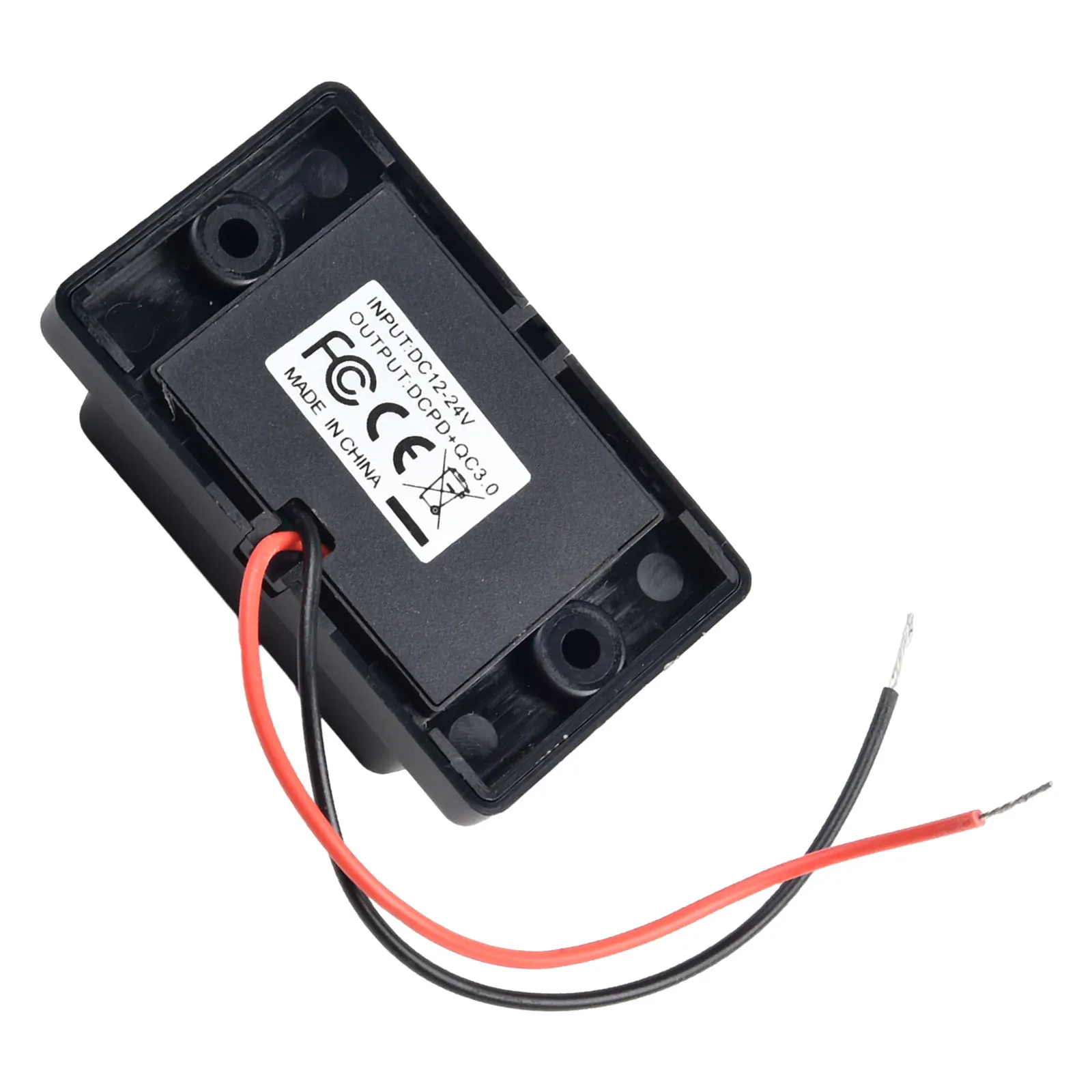

Automotive Retrofit Dual USB Charger Socket Suitable for Various Harsh Environments Provides Fast Charging for Your Devices