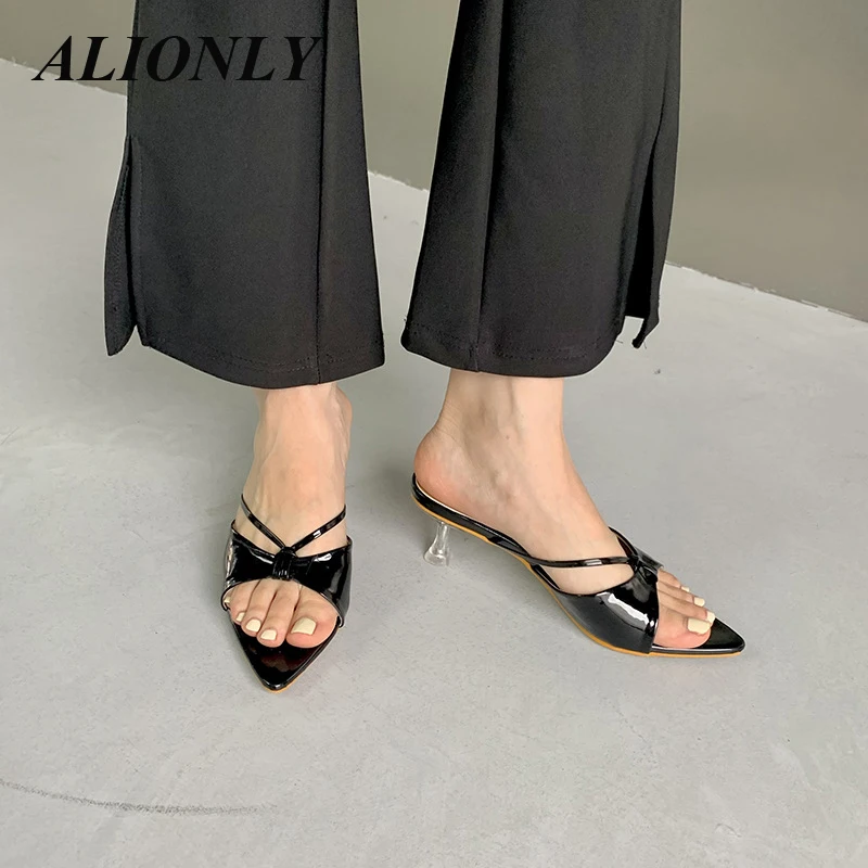 

Alionly 2023 New Summer Gold Slipper Low Heel Slides Female Peep Toe Square Heel Sandal Vacation Women Flip Flops Mujer Shoes