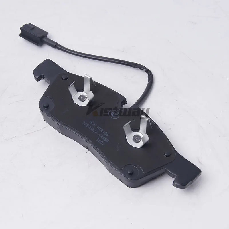 High Quality Front Brake Pad Set For Maserati Levante M161 3.0T 4WD V6 D18186 673004427 673011564