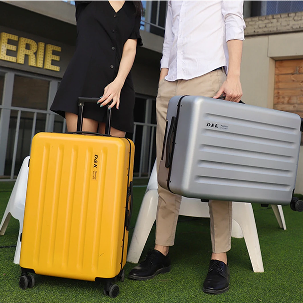 Рисунок 3 - Чемодан на колесиках для мужчин и женщин