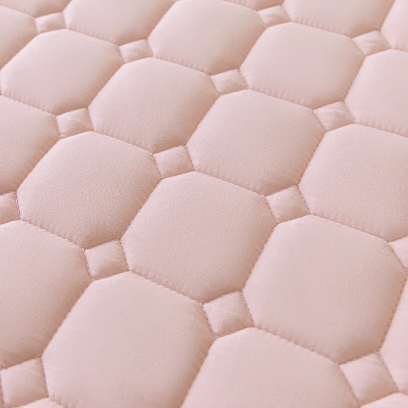 Quilted Thick Mattresses Toppers Waterproof Mattress Pad Cover All-Season Elastic Corner Straps Fits Up To 30cm Bed 1pc