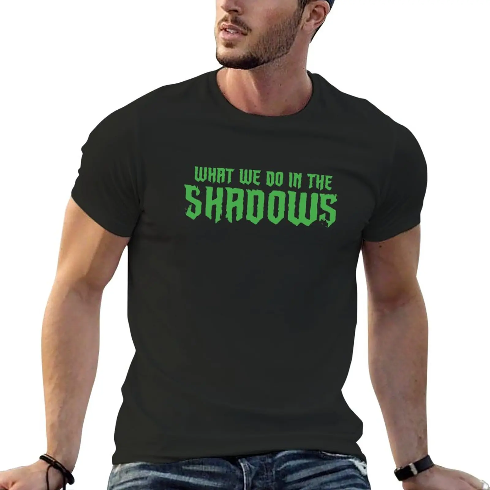 Novità Cosa Fare In The Shadows Green Shadows Title T-Shirt Anime T Shirt Uomo T-Shirt Per Uomo Cotone