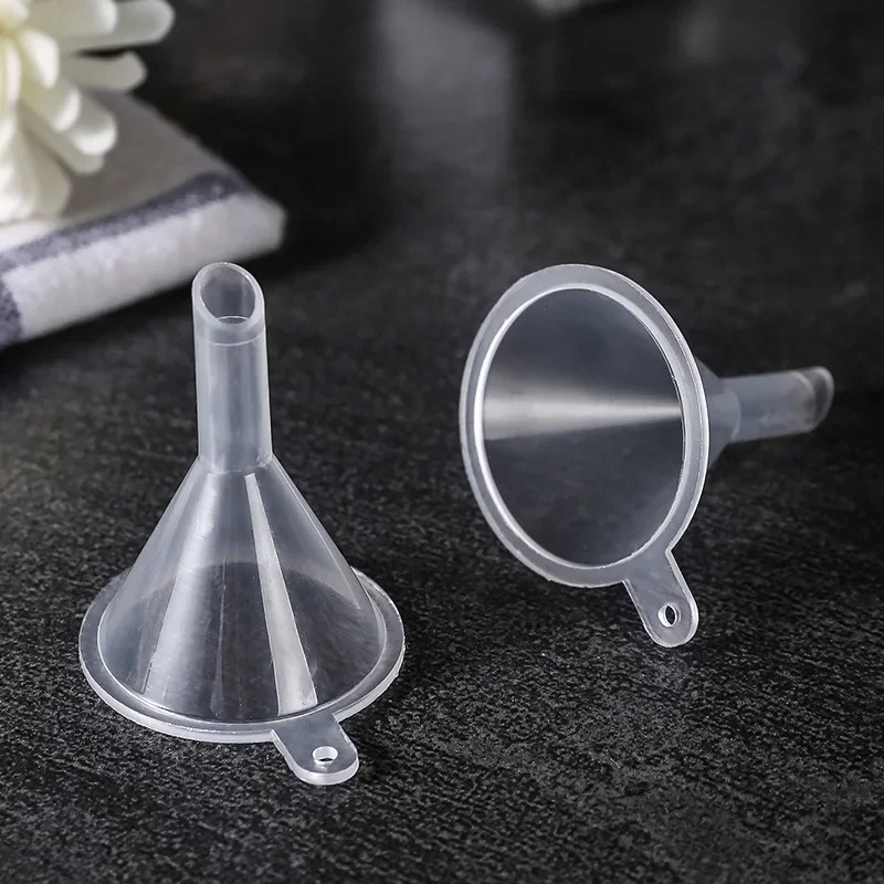 Plastic Filter Funnel 10PCS Mini Clear Funnel Small Mouth Liquid Oil Funnel Plastic Laboratory Supplies Tool School Experimental Supplies