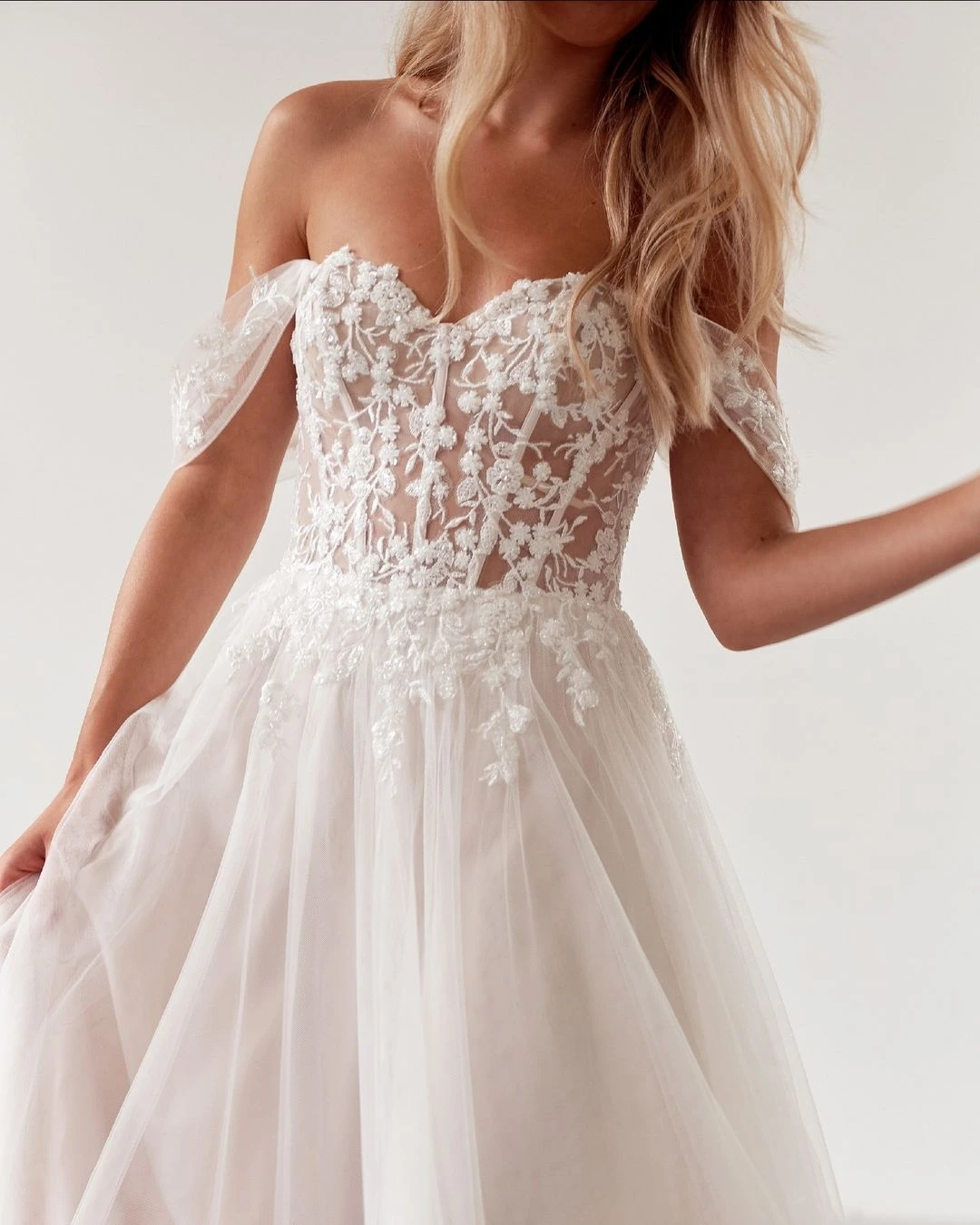 SoDigne Elegant Ivory Vintage Wedding Dresses Off Shoulder A Line Bride Dress For Brides Lace Appliques Bridal Gown Customized 17 S77aeb2e959b140a8b46f503b299b3bb9v