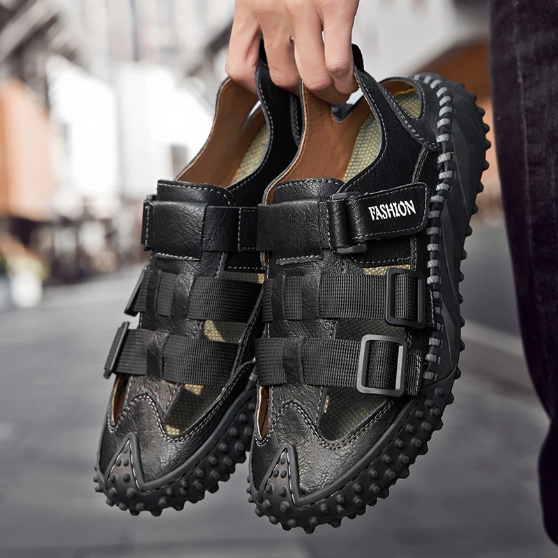 

Men's Hollow Sandals Beach Shoes Men's Mountaineering Sandals Outdoor Camping Shoes Baotou Casual Shoes Thick Sole Anti Slip