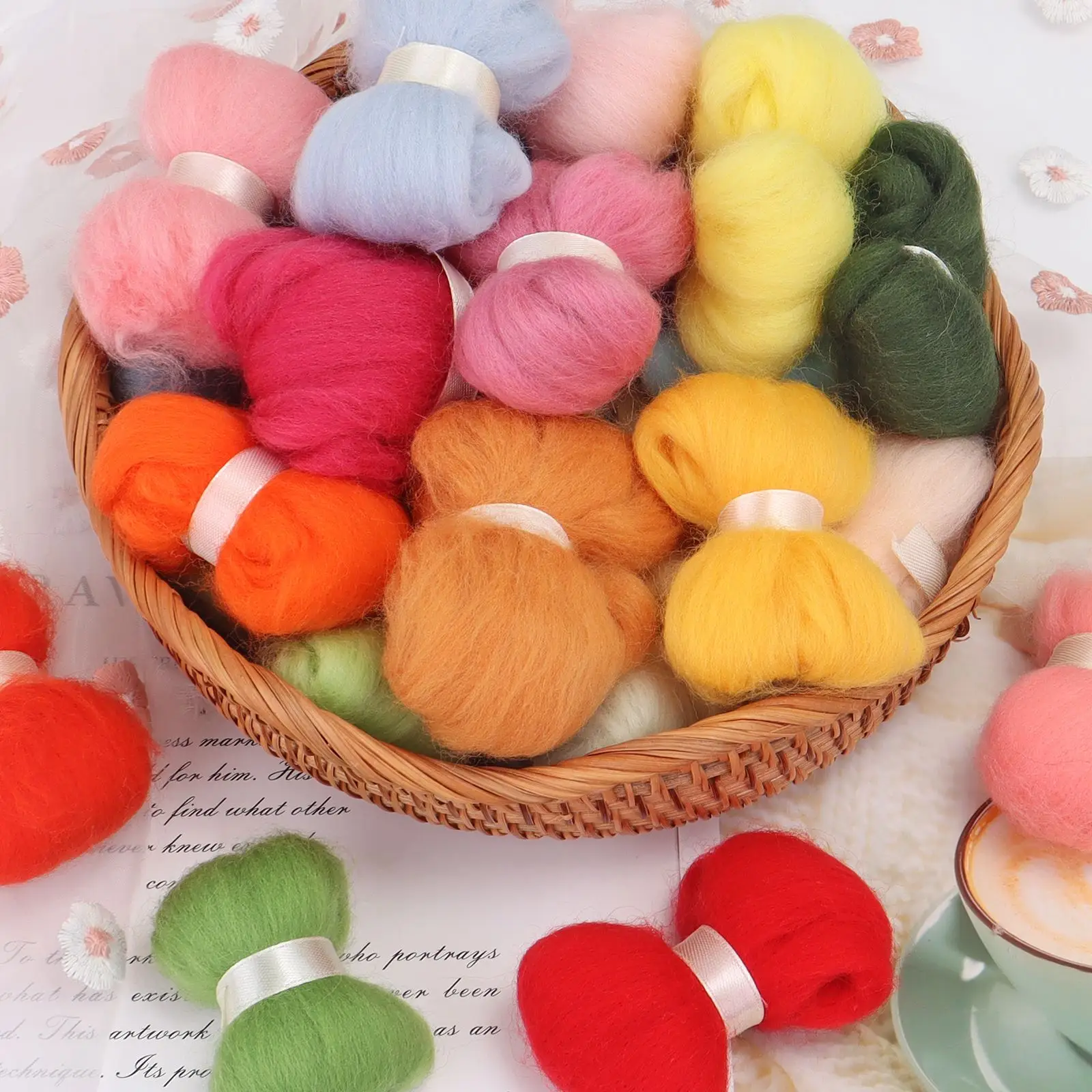 Wool Felting Kit 5g/Bag Multicolor Wool Felting DIY Cactus Ornament Felt Toys Craft Basic Materials Sheep Wool Felting Handmade Poke Tools Wool Felting Kit Needle Felt Kit Needle Felting Wool Wool Felting Needles Needle Felting Mat Wool Felt Accessories