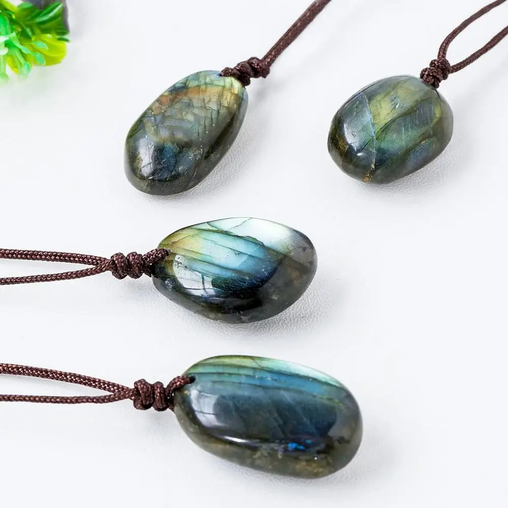 Description Picture 3 of itemNatural Labradorite Pendant Necklaces Men Women Energy Quartz Necklaces Stones Ornament Moonstone Home Decoration