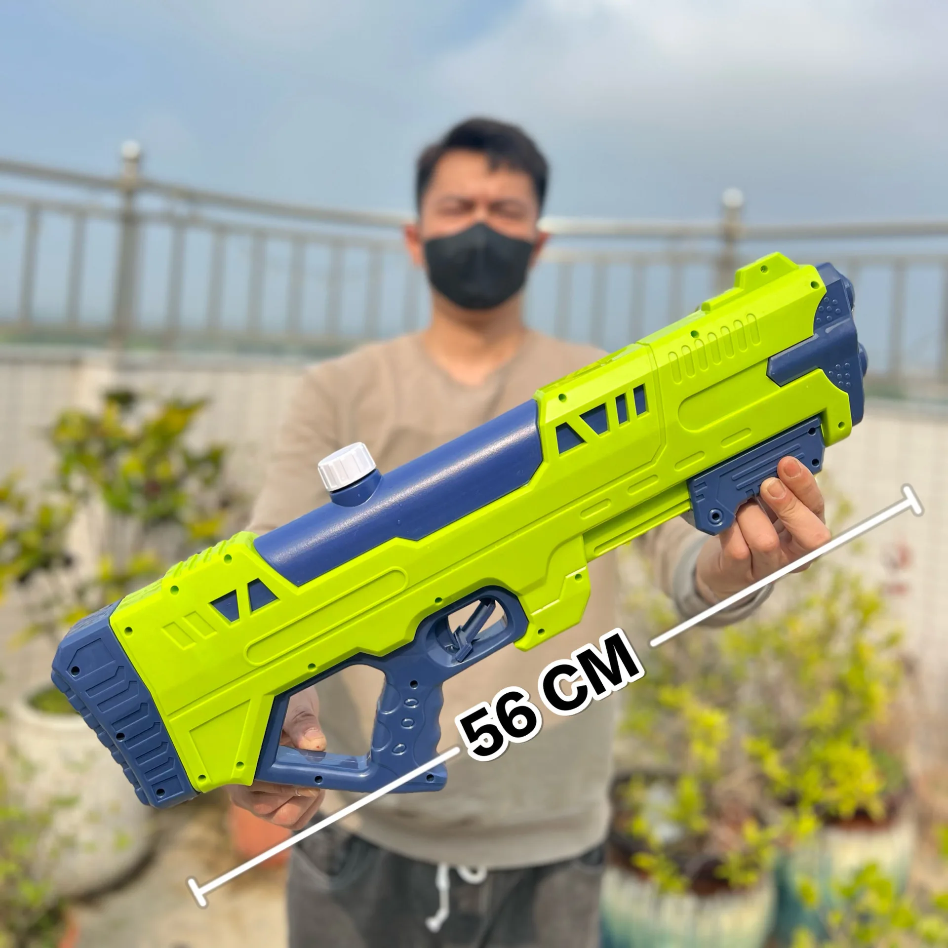 مدفع المياه الصيف في الهواء الطلق رذاذ الماء بنادق كبيرة مجموعة حمامات السباحة الشاطئ معركة المياه متعة اللعب لعب الأطفال بنين بنات صندوق أعمى عشوائي