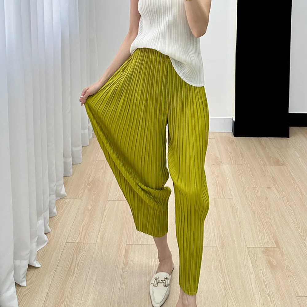 

Simple Comfortable Solid Color Radish Pants Miyake Pleated 2023 Fall New Hundred Commuting Stretch Pencil Pants Women Breathable