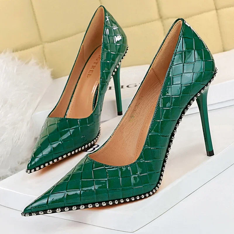 

Shoes Rivet Woman Pumps 2023 New High Heels Stiletto Pu Leather Women Heels Sexy Party Shoes Female Heel Plus Size 43