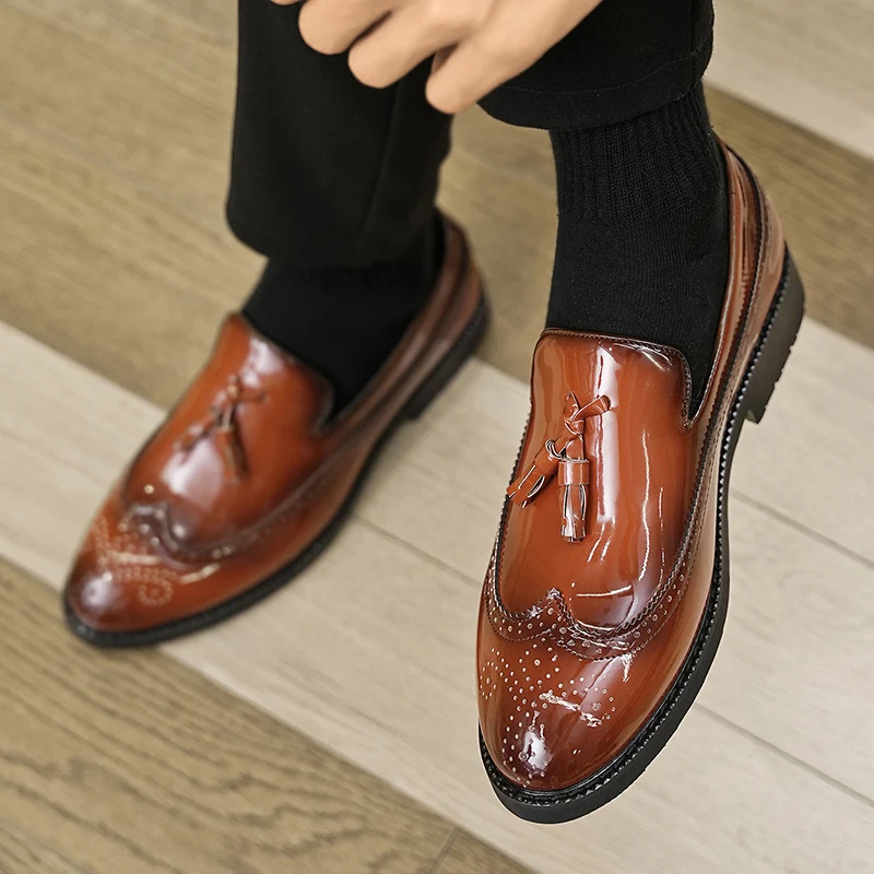 Männer Patent Leder Carving Brogue Loafers Business Hochzeit Bankett Casual Kleid Schuhe Klassische Herren Leder Schuhe Mokassins – Detail 18