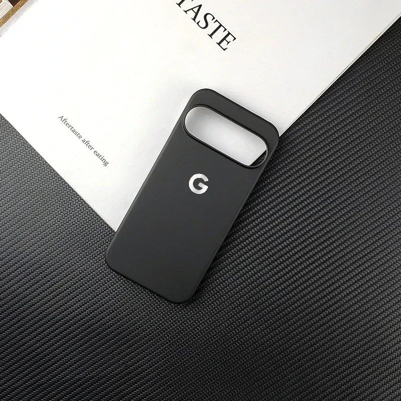 Vibrant Frosted Matte Slim Phone Case with Smooth-Touch Anti-Drop Protection