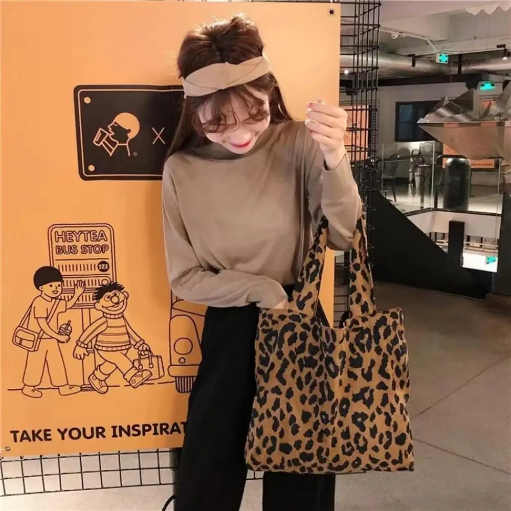 New Autumn Winter Corduroy Shoulder Bags Leopard Pattern Handbag Female Daily Warm Soft Shopping Bag Simple Large Capacity Retro