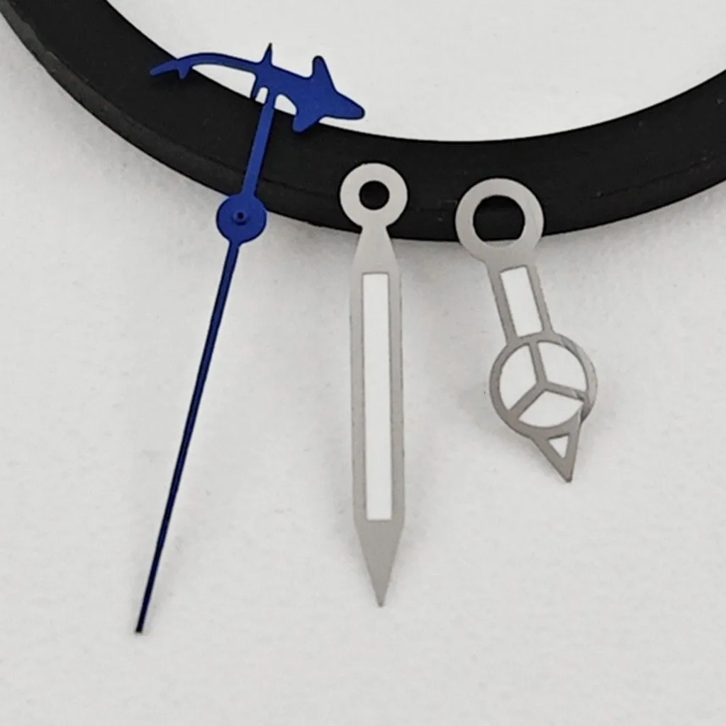 Green Luminous Shark Design Watch Hands with Second Hand Indicator