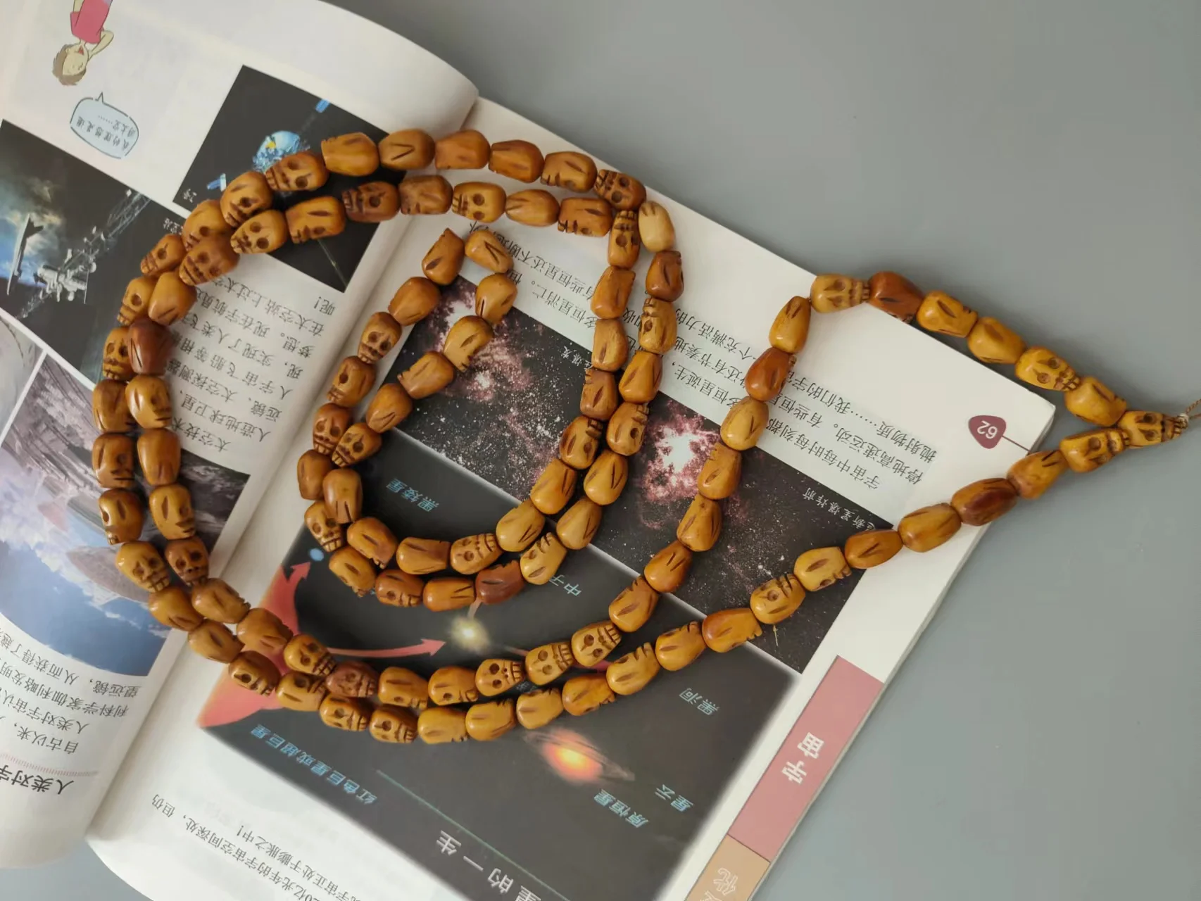 

12x14mm Antique collection natural cow bone carving skull head 108 Buddha beads ornaments bracelet