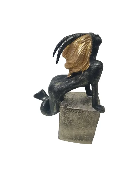 

EU HOME DECORATION AROSE CAPRICORN ZODIAC DECOR