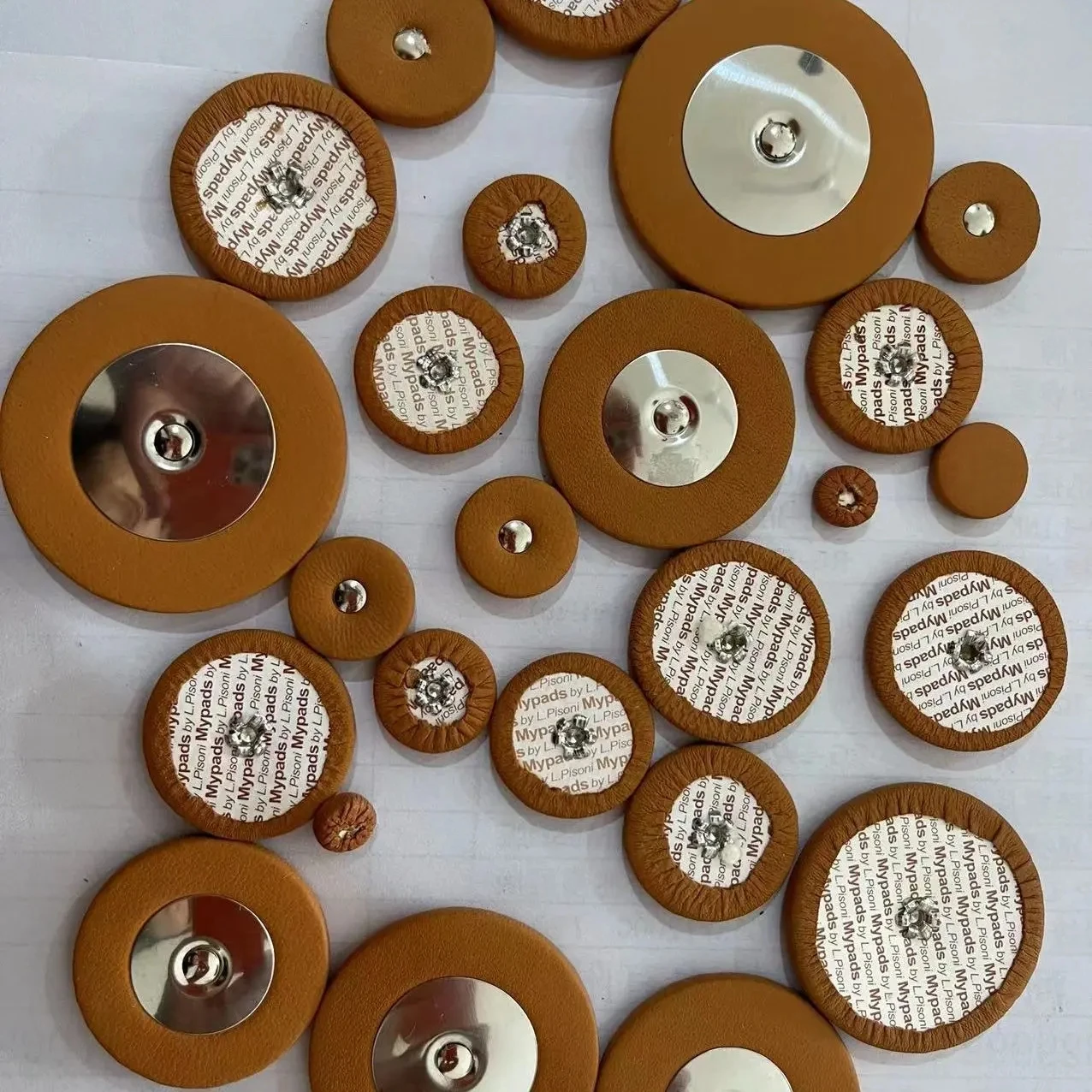 Juegos de accesorios de saxof&oacute;n 10 calidad alta almohadillas saxof&oacute;n Alto Selma piel oveja