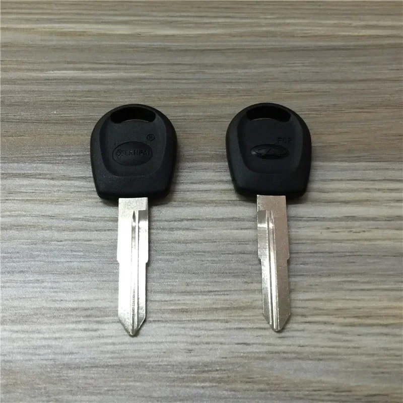 STARPAD for 4 generations Chery car ZQ468 key embryo supply key modification auto parts black shell Blanks