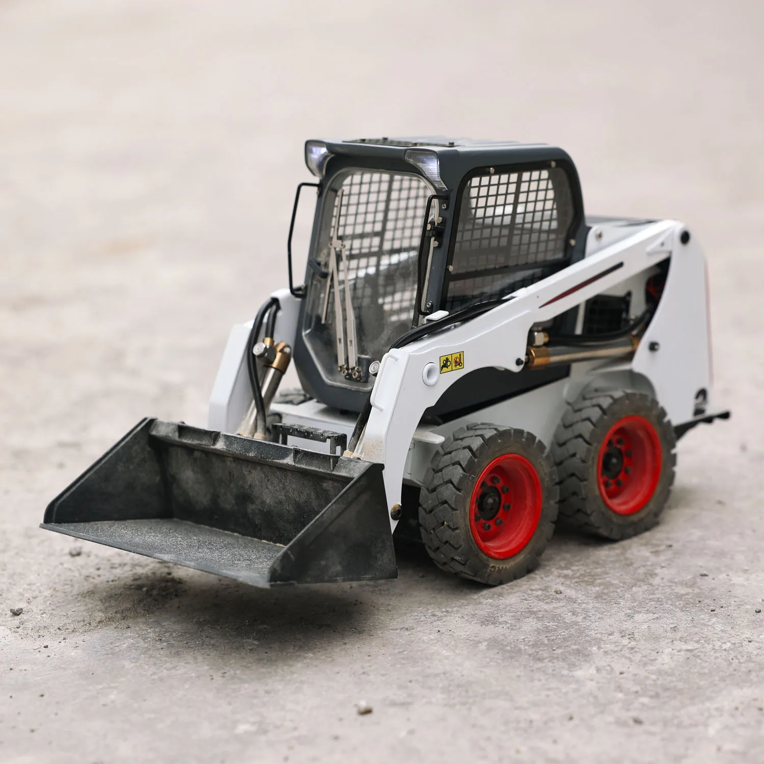 1/14 RC Loader Hydraulic Skid-Steer Loader SM450 Painted Assembled I6S Remote Control Wheeled Car Sound Light Servo Toy Model 2
