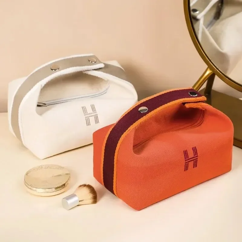 

Portable High-end Feel Simple Large Capacity Women Cosmetic Storage Bag Canvas Wash Bag Fashionable Makeup Pouch