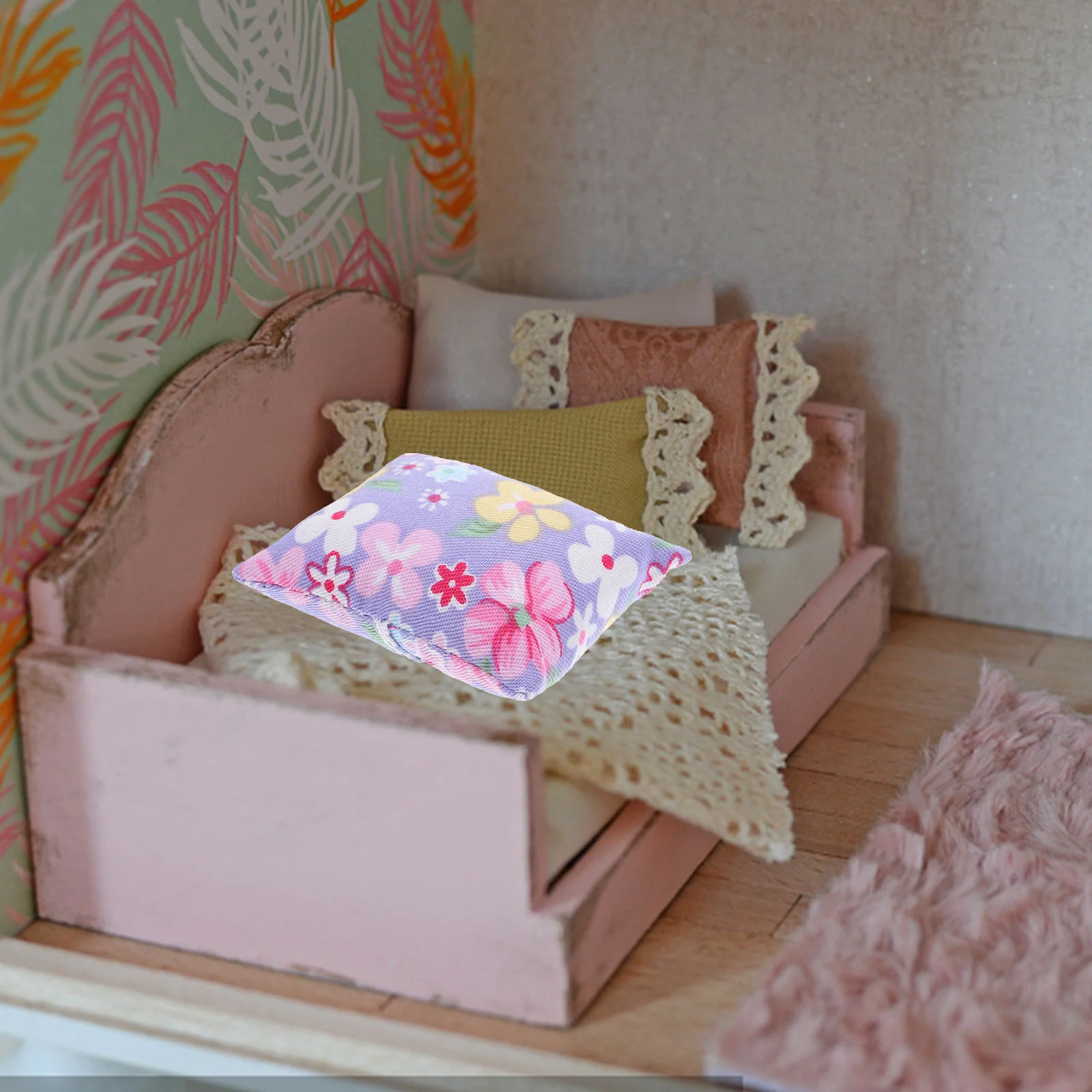 

Маленькая износостойкая тканевая мини-подушка для дома