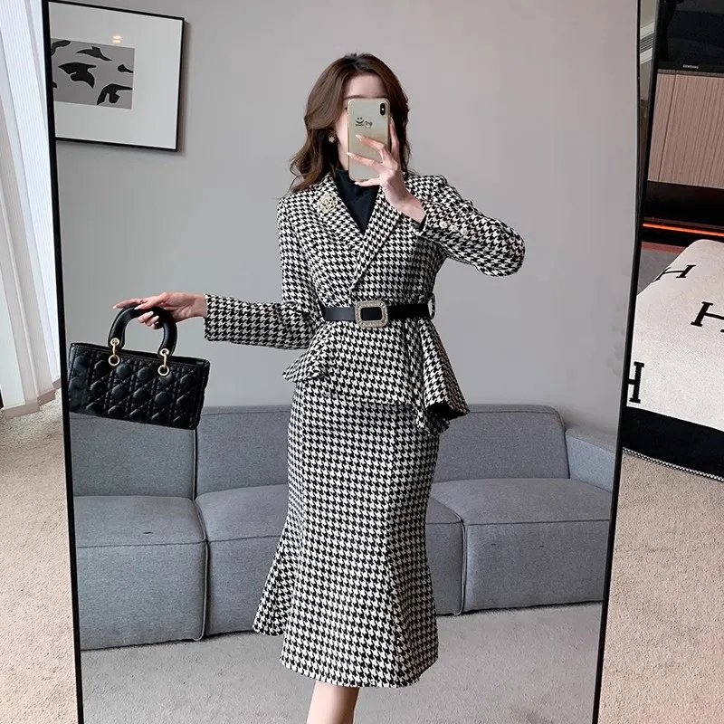 

Elegant Houndstooth Tweed Two Piece Set New Winter Women Notched Collar Plaid Irregular Belt Coat + Ruffles Mermaid Skirt Suits