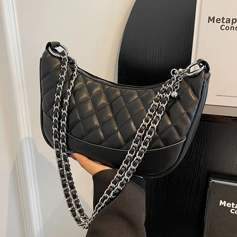 

Luxury Designer Fashion Shoulder Bags for Women Solid Color Chains Crossbody Bag for Girls Half Moon Female New Messenger Bags