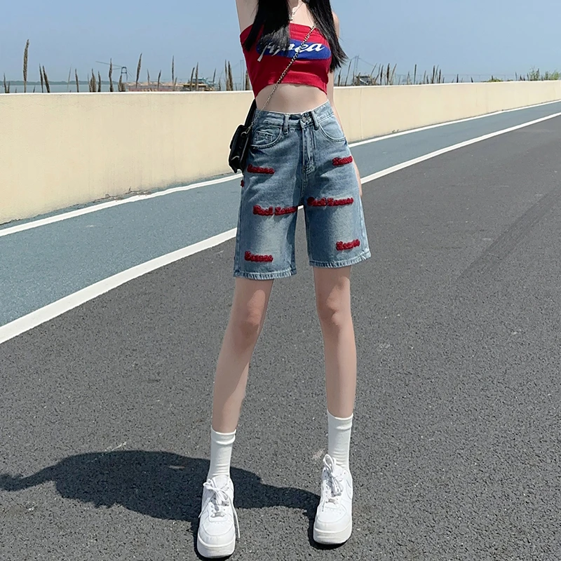 

Light Blue Contrast Embroidered Straight Tube Summer New Denim Pants Women's Fashion All-match Five-point Pants for Women