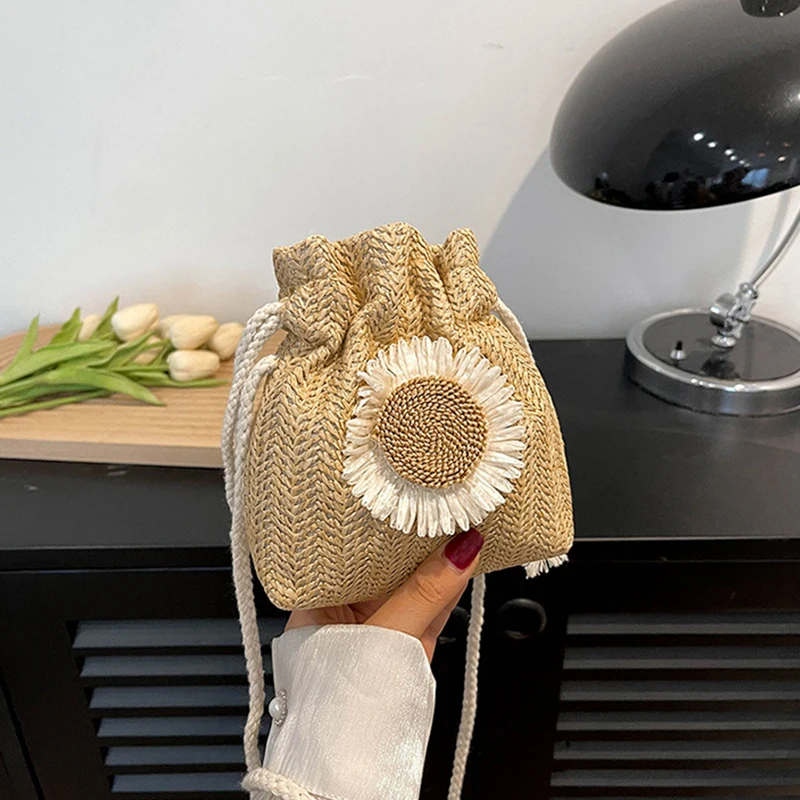 Drawstring Straw Beach Bags Flower Embroidery Bags Ladies Beach Bucket Crossbody Handbags For Travel