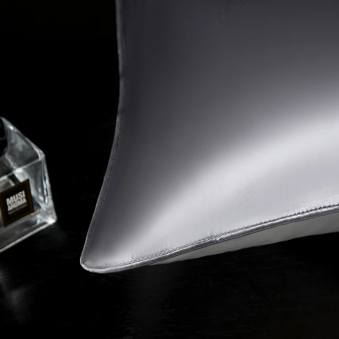Premium 100% Natural Mulberry Silk Pillowcase for Hair & Skin Health - Luxurious 22MM Silk Envelope Cover with Oeko-Tex Certification