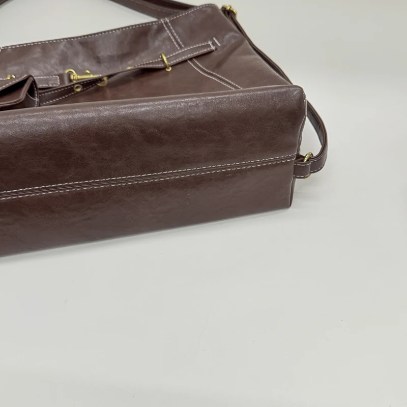 Schwarze Umhängetasche mit Münzbörse, hochwertige Umhängetasche aus weichem Leder, braune Handtasche, Designer-Eimer-Umhängetasche, Tragetaschen für den Pendelverkehr – Detail 22