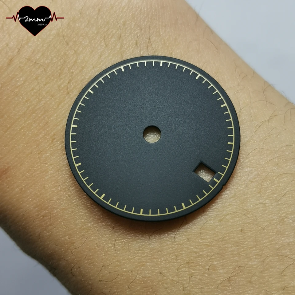 Cadran De Montre Horloger BOMBER Noir 17 Rubis – Diamètre 28 Mm – Neuf Sans Boîte