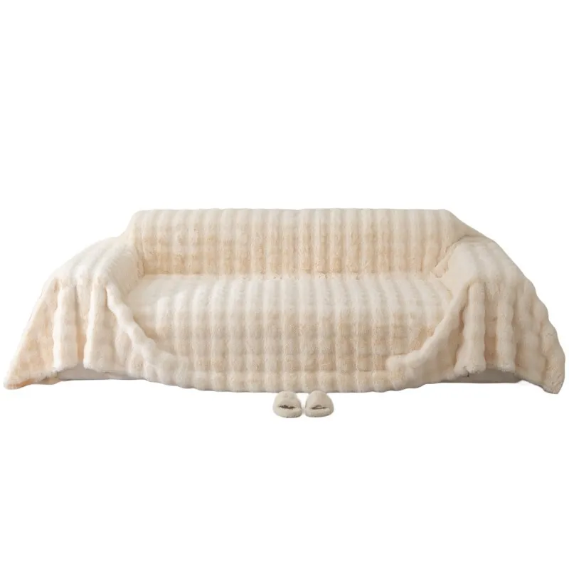 �ܿ� ������ ���� ���ǽ� ���� Ŀ��, �β��� �䳢 �÷��� ���� Ÿ��