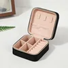 Boîte à bijoux en velours pour femmes, organiseur de voyage portable avec fermeture éclair, étui de rangement carré pour collier, bague, boucles d'oreilles