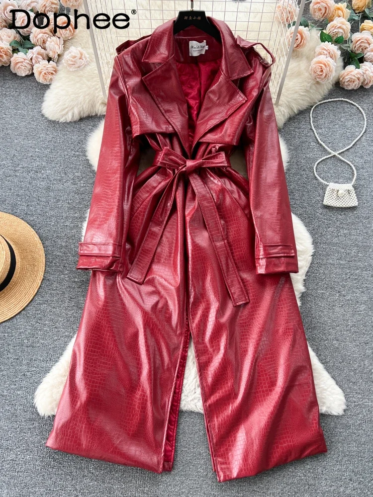 

Retro British Style Mid-Length PU Leather Jacket Women 2023 Autumn and Winter Thick Quilted Tight Waist Cloak Long Trench Coat