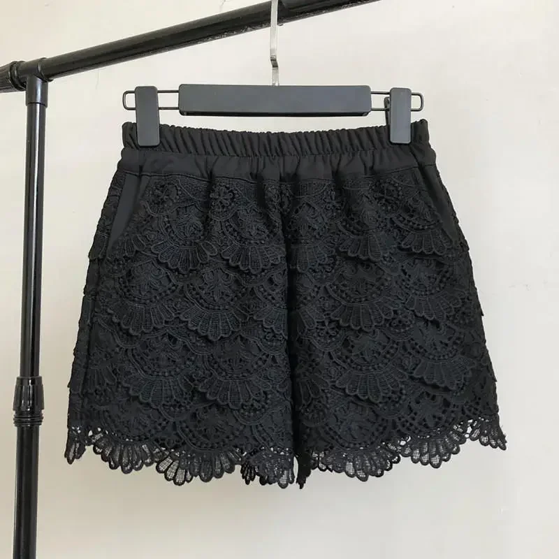BLACK Shorts