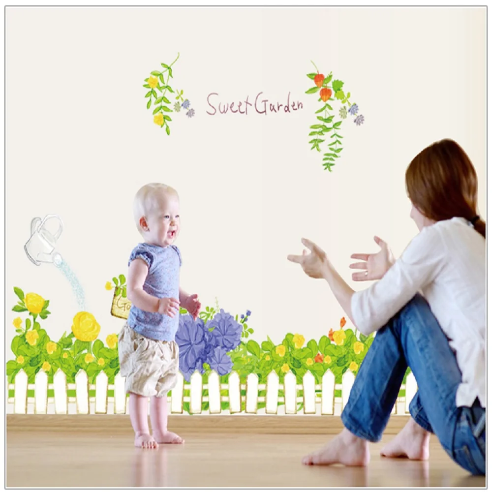 

Grass fence put children room background stickers play crural line Three generations can remove the wall stickers