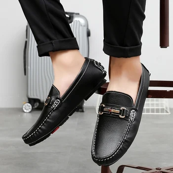 2025 New Handmade Soft Soled Beanie Shoes Men's Korean Style Casual Leather Shoes Social Spirit Boy Brand Lazy Shoes Loafers