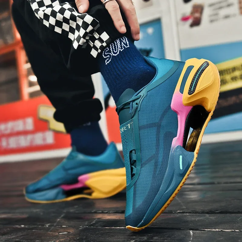 Outdoor Racing Shoes Men Retro Trendy Slow Running Sports Shoes Training Sneakers