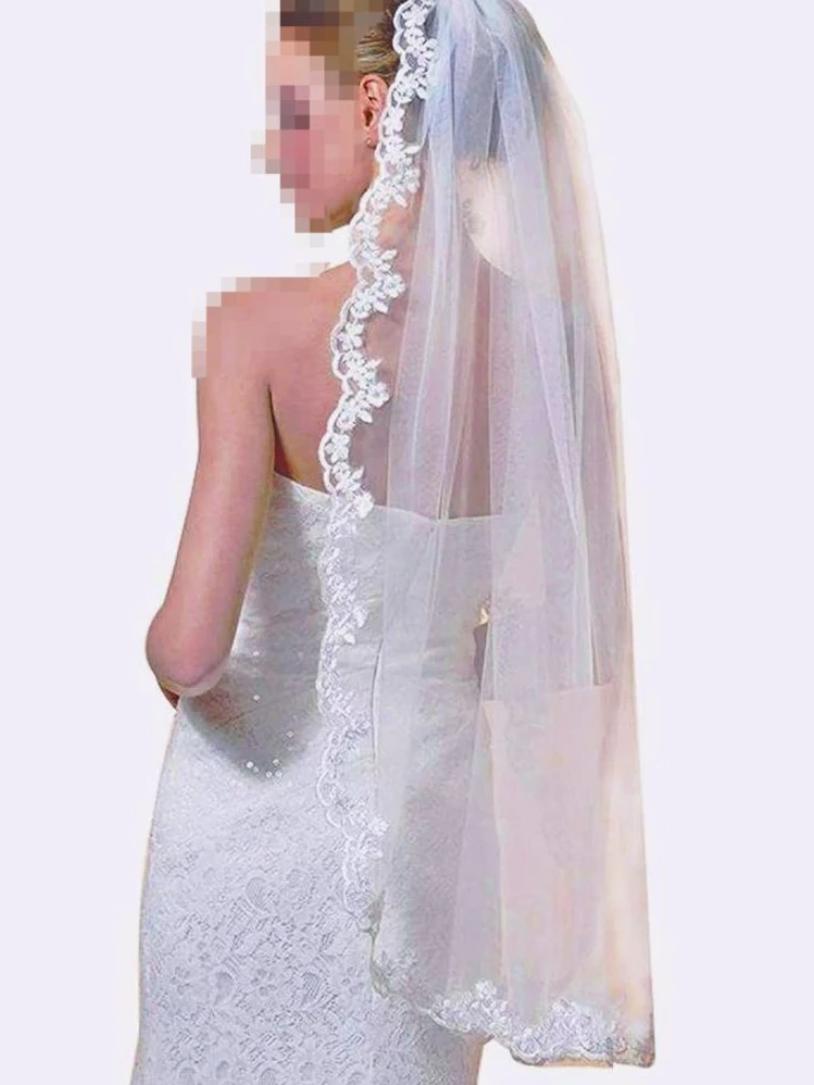 

Wedding Bridal Veil 1 Tier Short with Comb Lace Applique Edge Fingertip Length